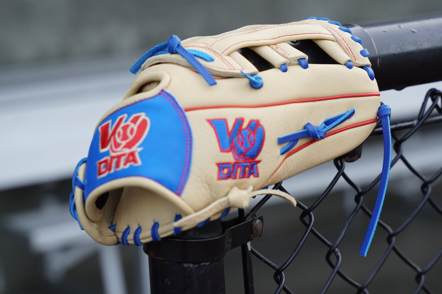 11.50 Wodita Trapper - Outfield Glove